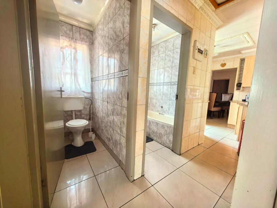 3 Bedroom Property for Sale in Zamdela Free State